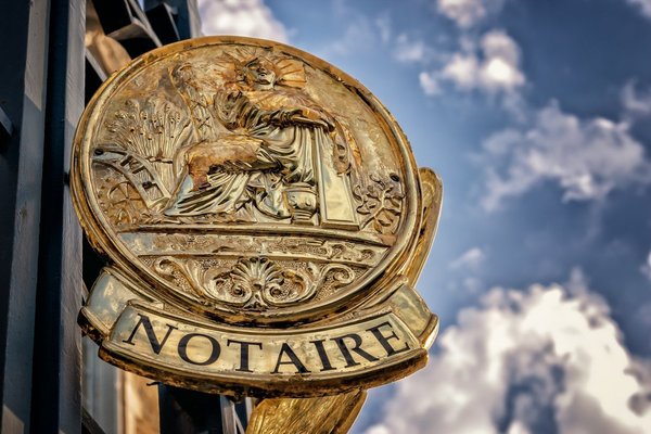 Les frais de notaire lors d'un achat immobilier : comment sont-ils calculés et à quoi servent-ils ?
