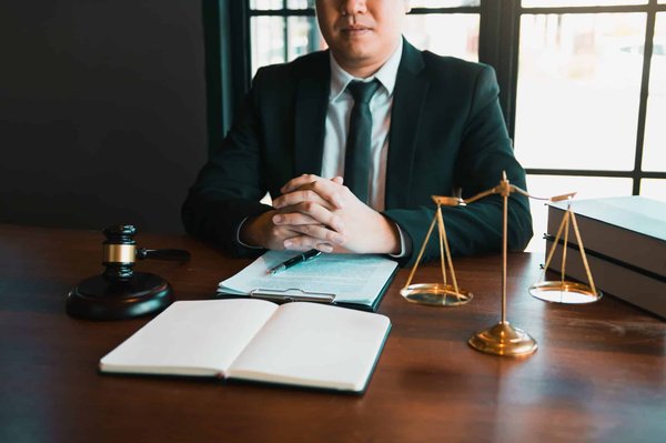 Conflits financiers et résolutions : La pratique d'un avocat en droit bancaire